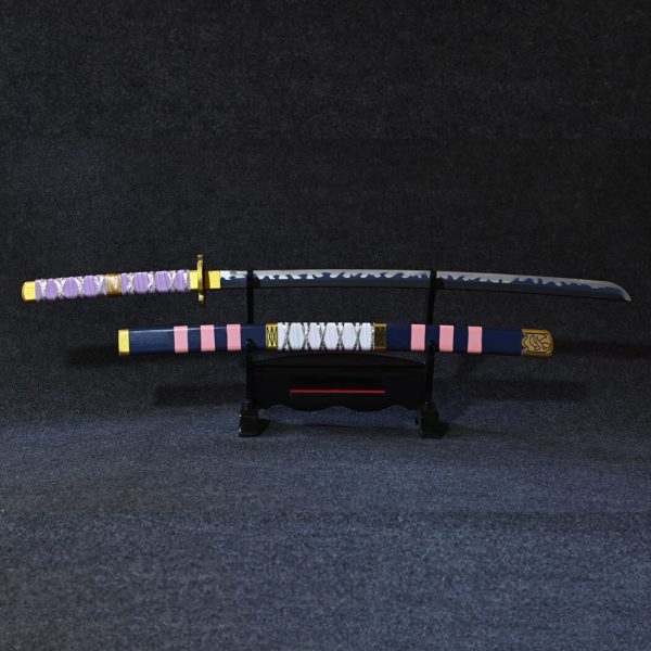 سيف نيداي كيتيتسو الأرجواني الخاص بلوفي مصنوع يدوياً من الخشب الطبيعي - Nidai Kitetsu Wood Katana Replica Monkey D. Luffy Wano