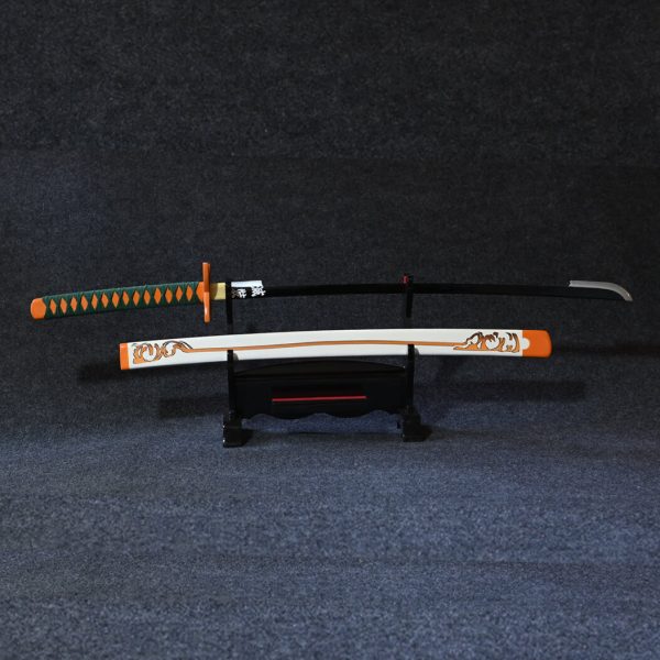 سيف شينوبو كوتشو المطور V2 بالغمّد الأبيض - Shinobu V2 Nichirin Wood Replica Insect Breathing Katana