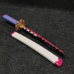 55cm Mitsuri Kanroji wooden tanto mini katana with pink blade and clover guard, Demon Slayer anime replica.
