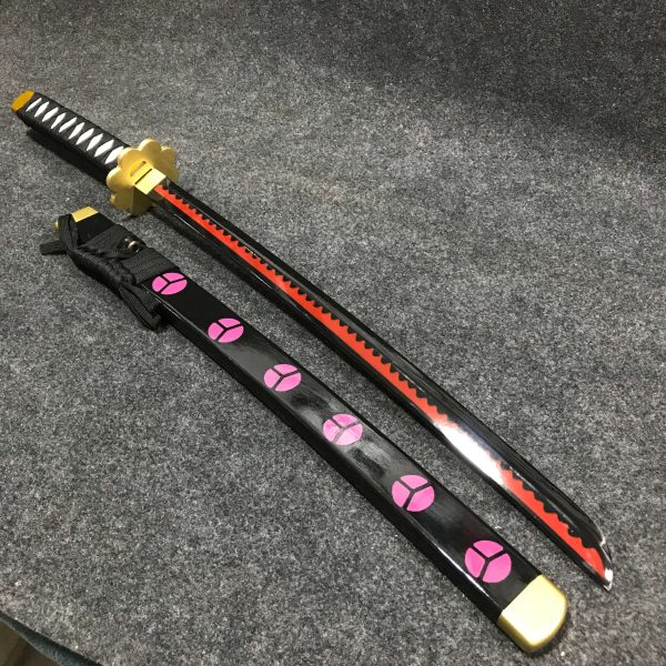 85cm Roronoa Zoro Shusui wooden wakizashi with black blade, pink wave pattern, and octagonal gold guard.